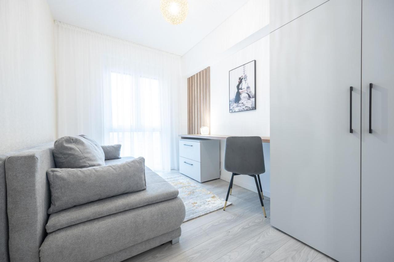 Apartamento Rosewood Gold Oradea Exterior foto